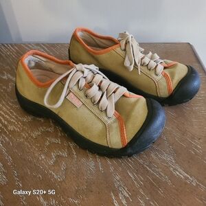 KEEN Womens Shoes Sneakers Beige & Orange Trim Lace Up Size US 8.5- XT 0306